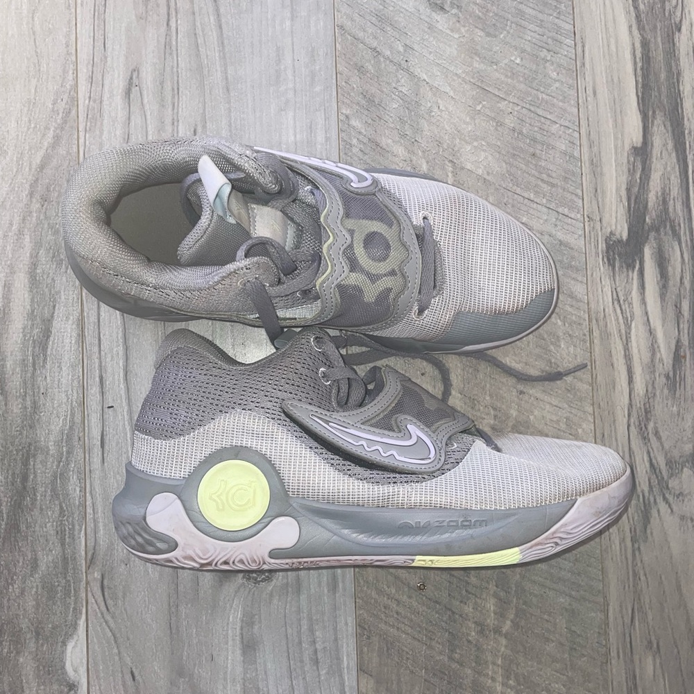 Kd basketball shoes